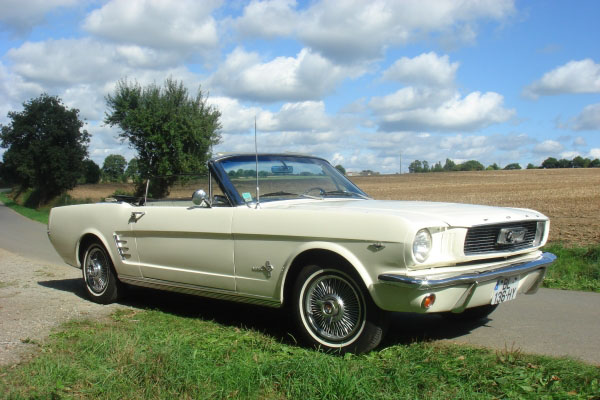 location-de-cabriolet-mustang-nantes