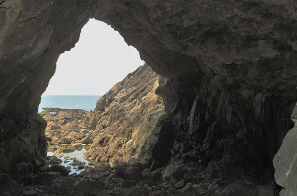 2_Le_Pouliguen_grotte_des_Korrigans_w