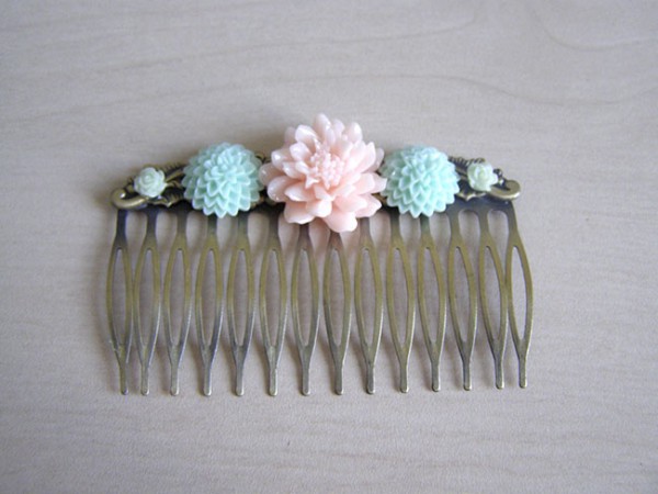 diy-peigne-cheveux-romantique